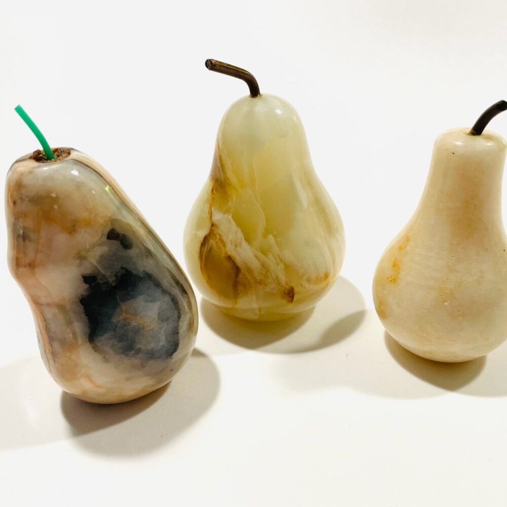 Modernist Three Stone Marble Pears Fruits With Stems - Picture 2 of 9